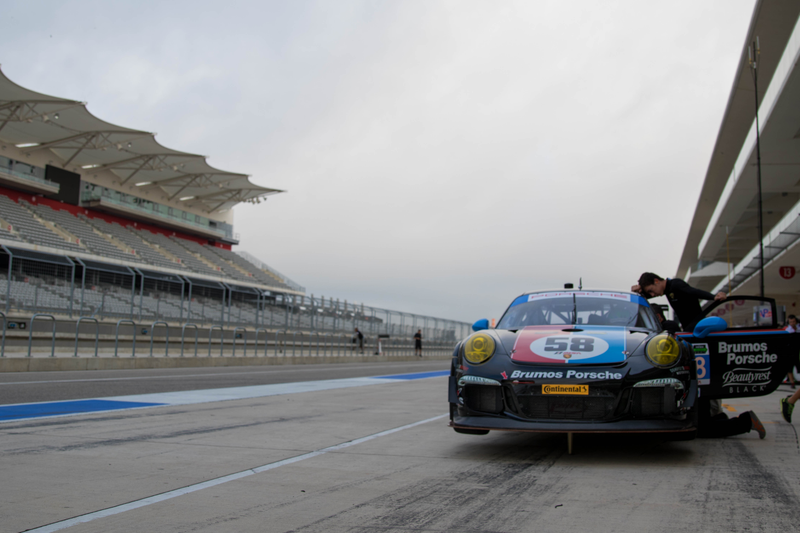Illustration for article titled This Is Your Lone Star Le Mans Uber-Huge Photo Gallery